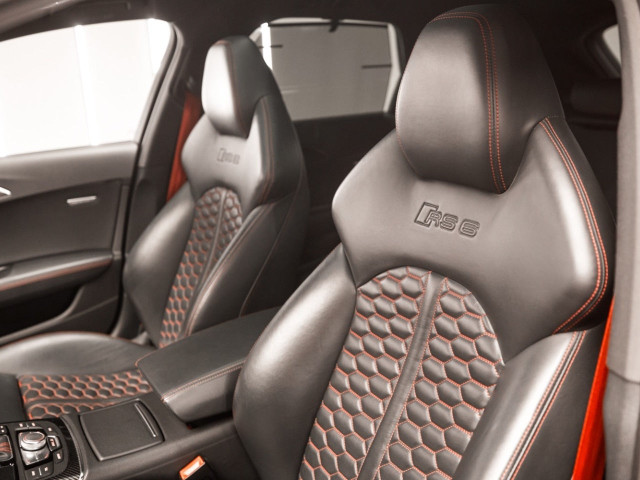 AUDI A6 RS 6 4.0 TFSI quattro tiptronic Avant