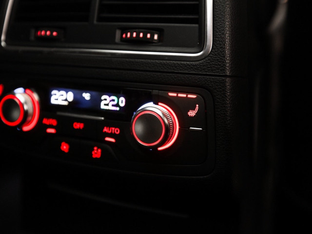 AUDI A6 RS 6 4.0 TFSI quattro tiptronic Avant