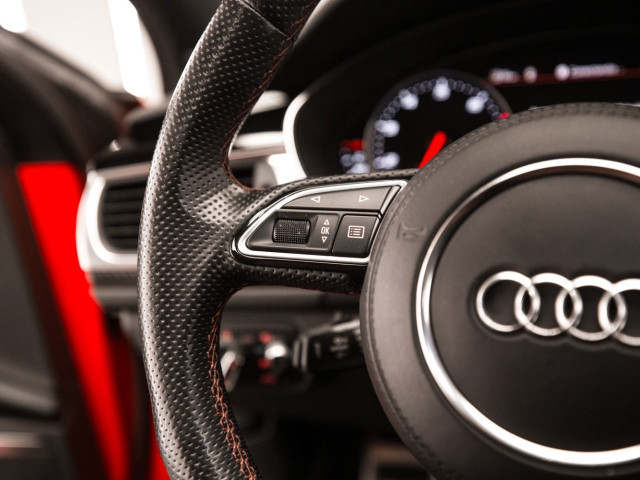 AUDI A6 RS 6 4.0 TFSI quattro tiptronic Avant