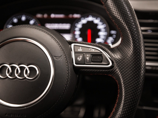 AUDI A6 RS 6 4.0 TFSI quattro tiptronic Avant