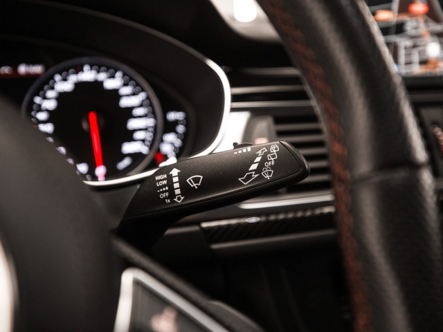 AUDI A6 RS 6 4.0 TFSI quattro tiptronic Avant