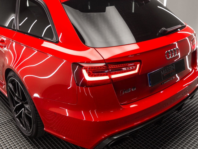AUDI A6 RS 6 4.0 TFSI quattro tiptronic Avant
