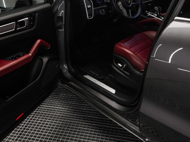 PORSCHE Cayenne Coupe EHybrid
