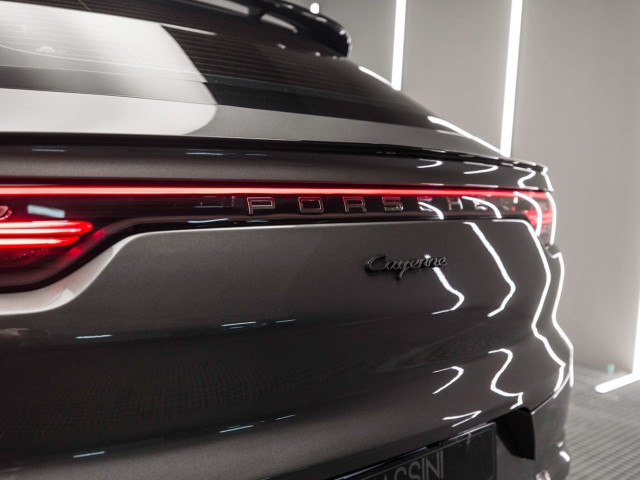 PORSCHE Cayenne Coupe EHybrid