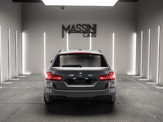 BMW Serie 5 518d Touring