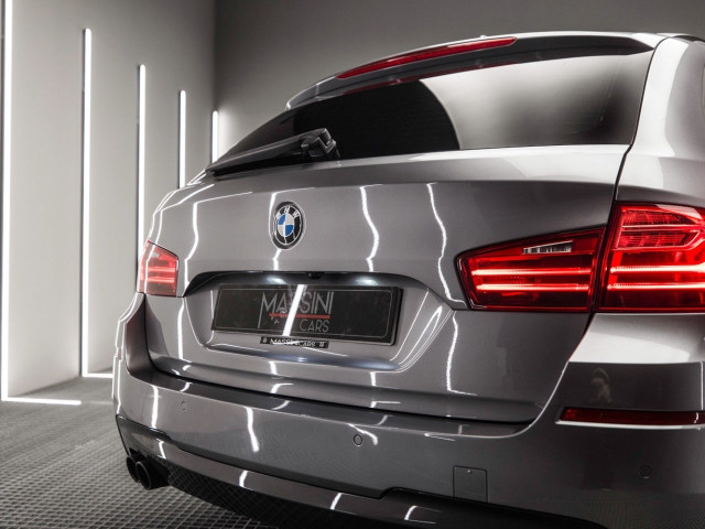 BMW Serie 5 518d Touring