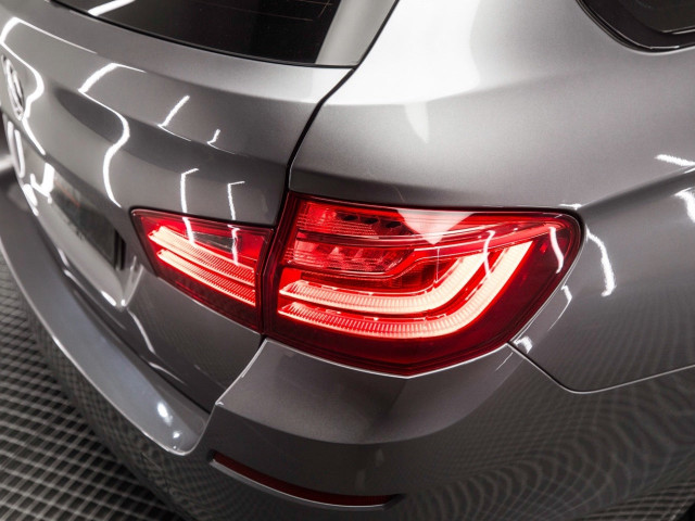 BMW Serie 5 518d Touring