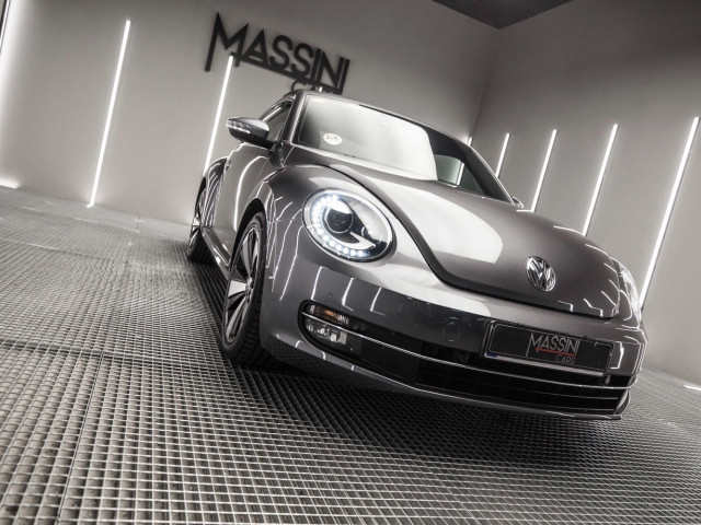 VOLKSWAGEN Beetle 1.6 TDI 105cv Design