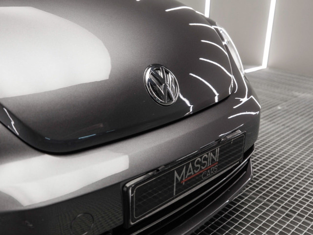 VOLKSWAGEN Beetle 1.6 TDI 105cv Design