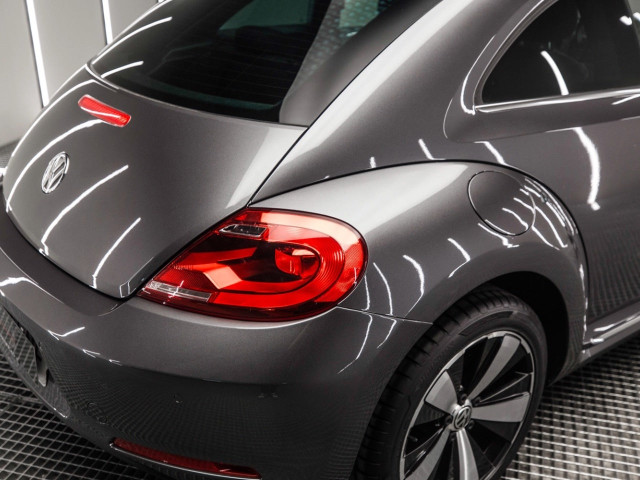VOLKSWAGEN Beetle 1.6 TDI 105cv Design