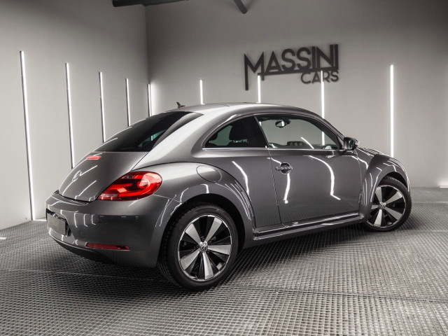 VOLKSWAGEN Beetle 1.6 TDI 105cv Design