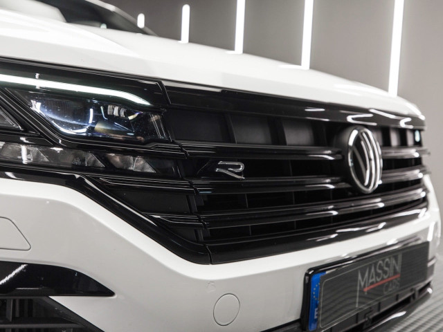 VOLKSWAGEN Touareg R 3.0 V6 TSI 340kW Tip 4M