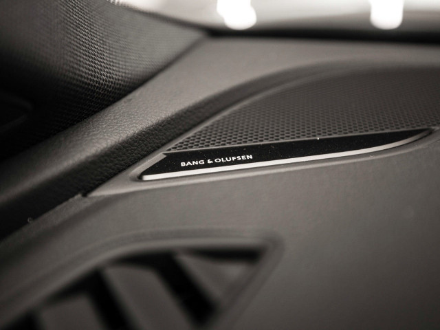 AUDI A4 RS4 Avant Competit Plus TFS 331 kW tiptr