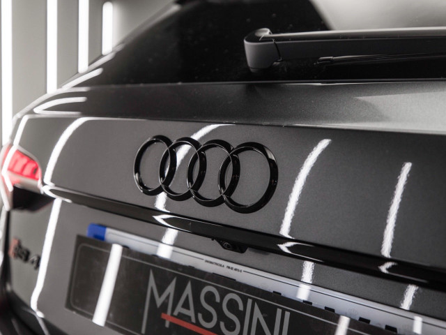 AUDI A4 RS4 Avant Competit Plus TFS 331 kW tiptr