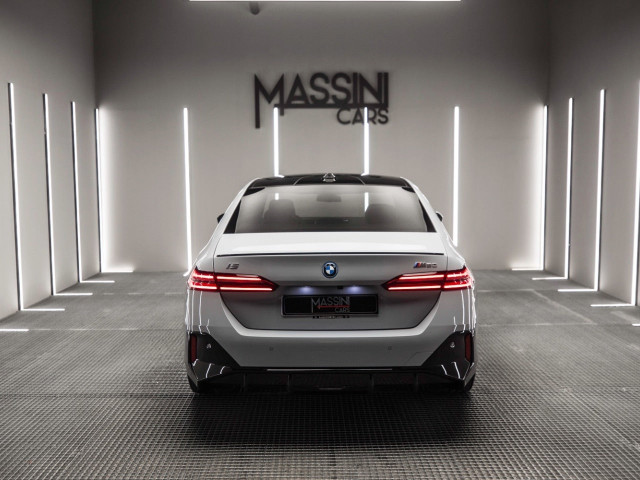BMW i5 M60 xDrive