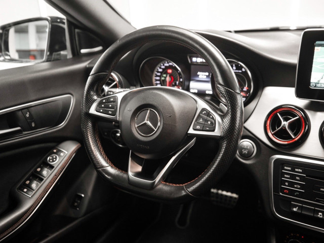 MERCEDES Clase CLA AMG 45 4MATIC