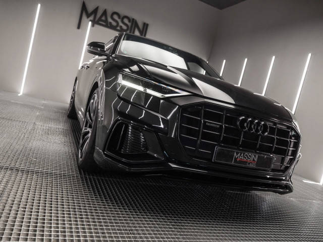 AUDI Q8 45 TDI 170kW Black Line Plus quattro tip