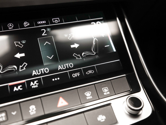 AUDI Q8 45 TDI 170kW Black Line Plus quattro tip