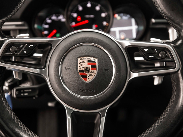 PORSCHE Macan S