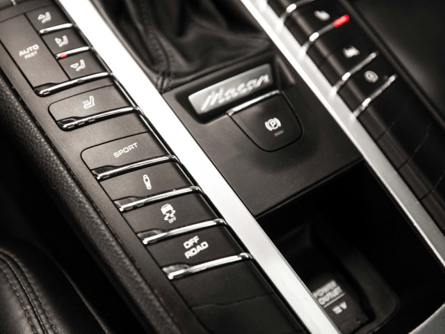 PORSCHE Macan S