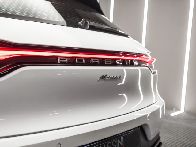 PORSCHE Macan S