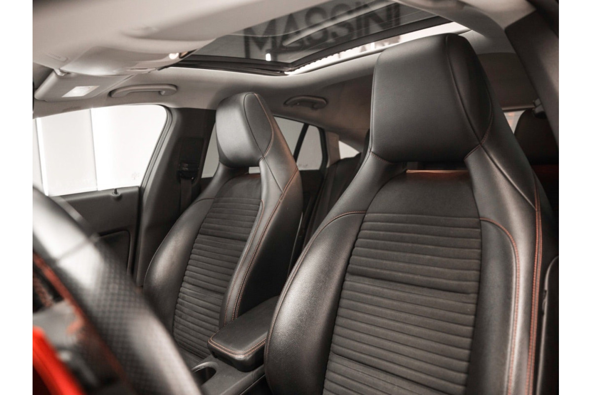 MERCEDES Clase CLA 200 d... 2