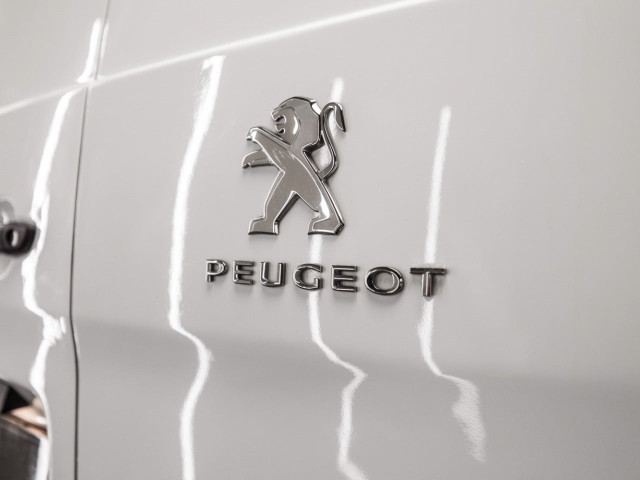 PEUGEOT Expert Furgon Premium 1.5 BlueHDi 100 Long