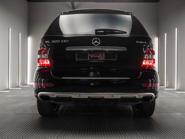 MERCEDES Clase M ML 300 CDI 4M Blue Efficiency