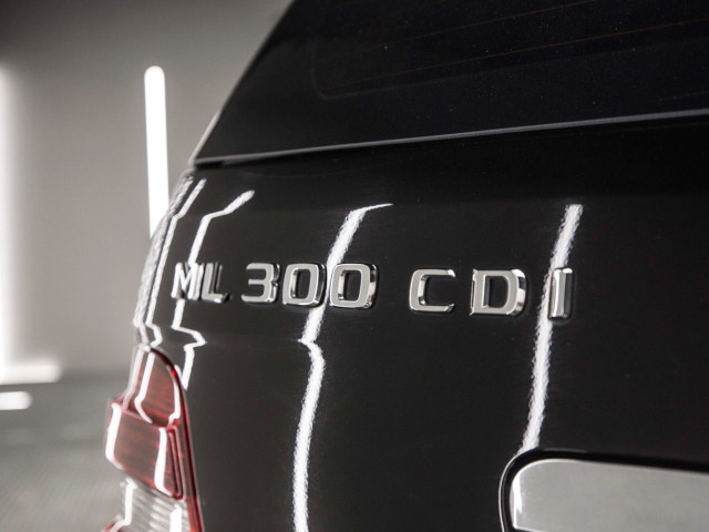 MERCEDES Clase M ML 300 CDI 4M Blue Efficiency