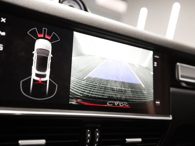 PORSCHE Cayenne Coupe Platinum Edition