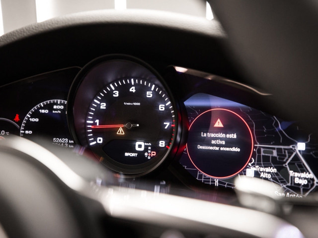 PORSCHE Cayenne Coupe Platinum Edition