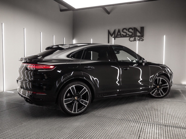 PORSCHE Cayenne Coupe Platinum Edition