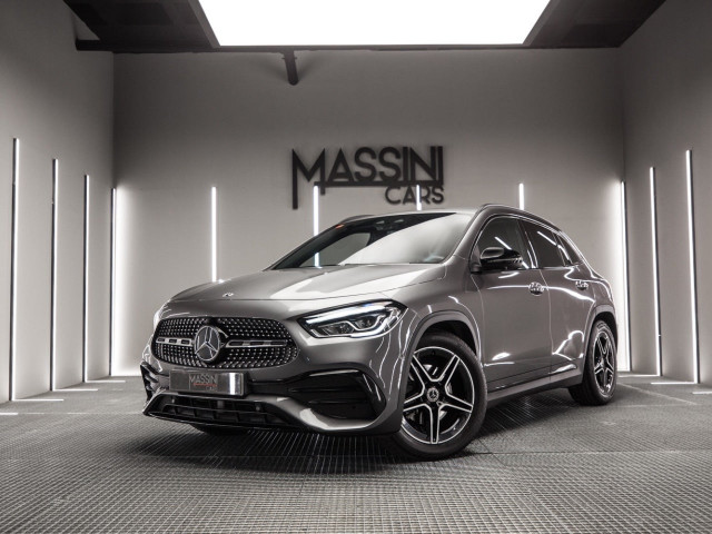 MERCEDES GLA 200