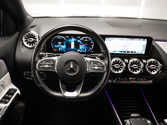 MERCEDES GLA 200