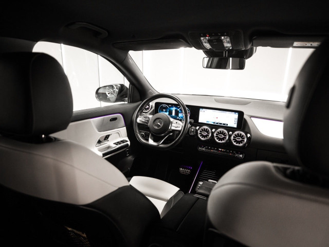 MERCEDES GLA 200