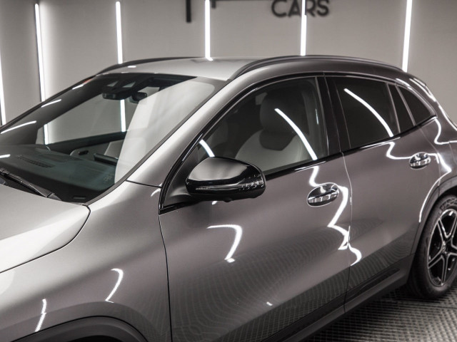 MERCEDES GLA 200