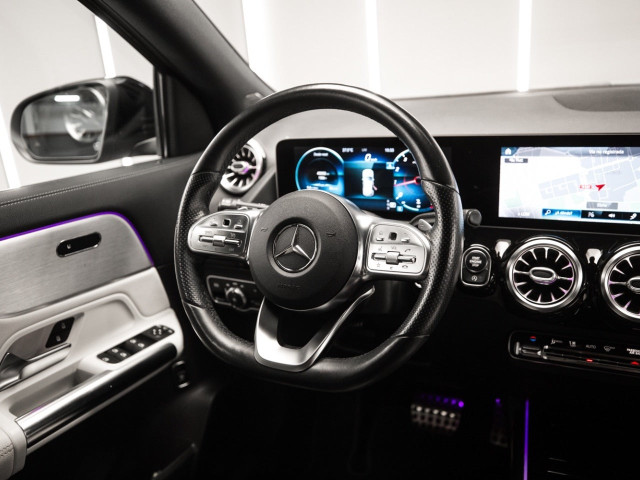 MERCEDES GLA 200