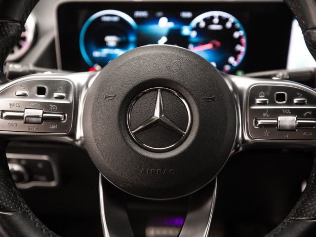 MERCEDES GLA 200