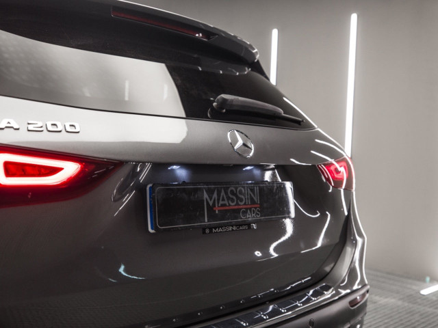 MERCEDES GLA 200