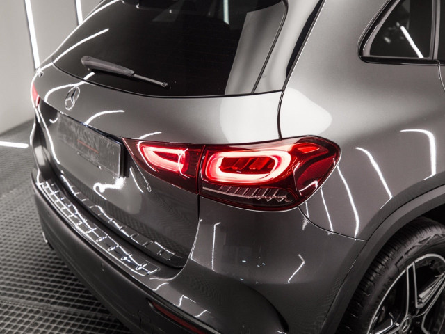 MERCEDES GLA 200