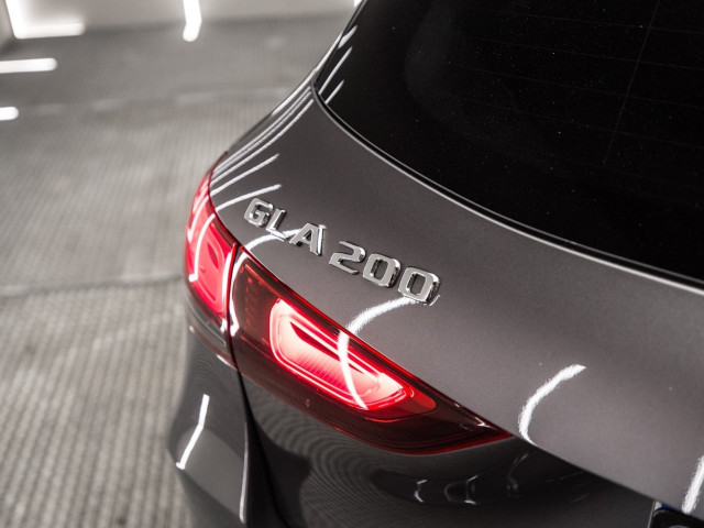MERCEDES GLA 200