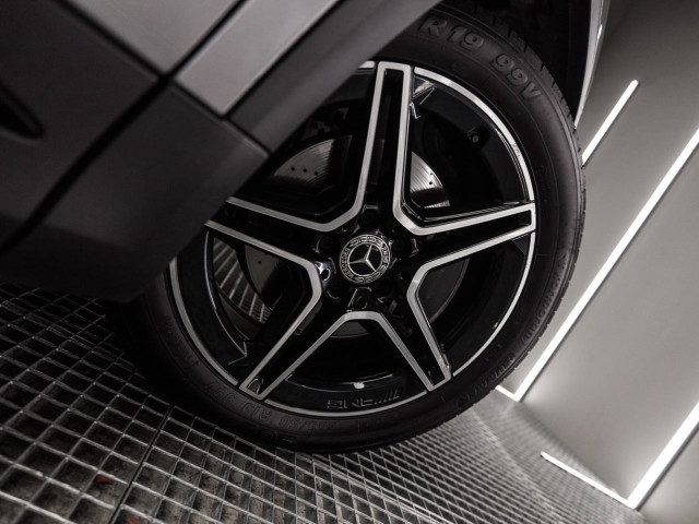 MERCEDES GLA 200