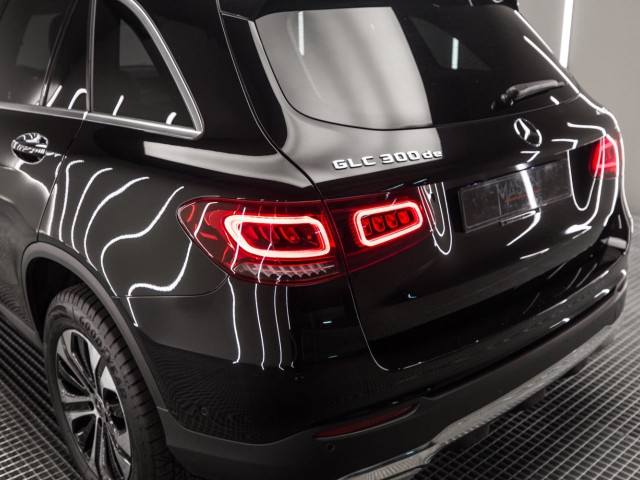 MERCEDES Clase GLC 300 4MATIC