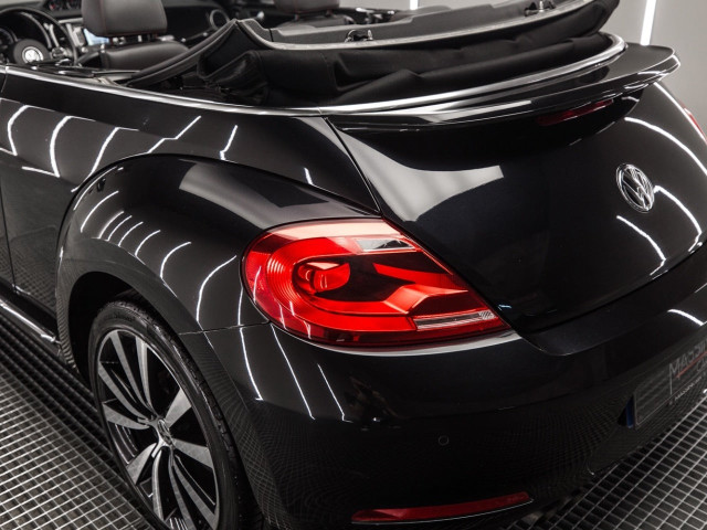 VOLKSWAGEN Beetle Cabrio 1.4 TSI 160cv DSG Design