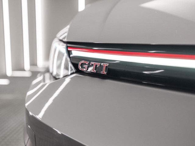 VOLKSWAGEN Golf GTI Clubsport 2.0 TSI 221kW 300CV DSG
