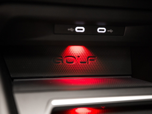 VOLKSWAGEN Golf GTI Clubsport 2.0 TSI 221kW 300CV DSG