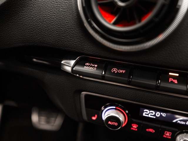 AUDI A3 2.5 TFSI RS3 S tronic quattro Sportback