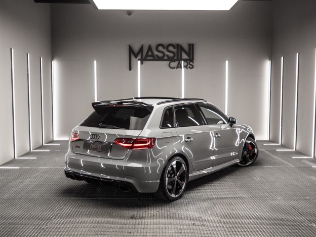 AUDI A3 2.5 TFSI RS3 S tronic quattro Sportback