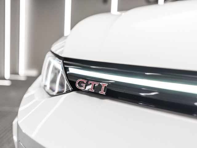VOLKSWAGEN Golf GTI 2.0 TSI 180kW 245CV DSG