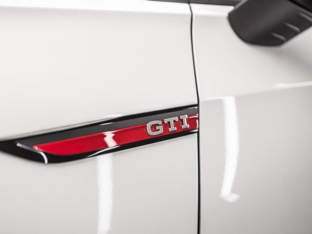 VOLKSWAGEN Golf GTI 2.0 TSI 180kW 245CV DSG